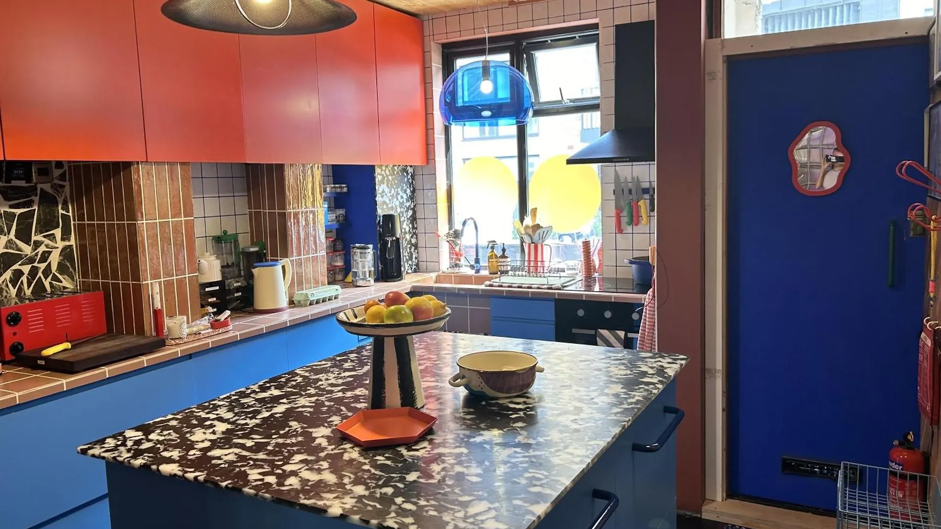 Apartment Klein House Clapton Sleeps 2-Piano-Patio-Mirrorbed London United Kingdom